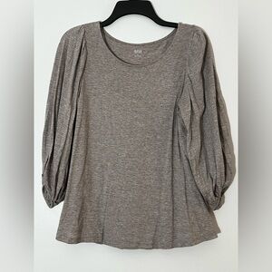 a.n.a Heather Gray & pink  3/4 Sleeve Top sz SM